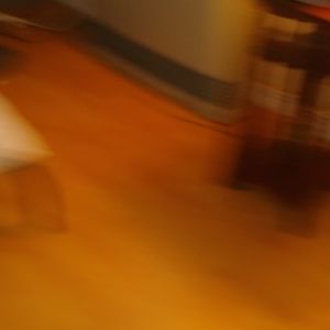 Eddie Bauer cropped pants